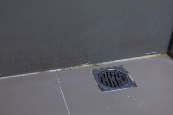 Cost of Bathroom Drain Installation in Lebanon