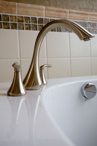 Cost of Bathtub Faucet Repair in Lebanon