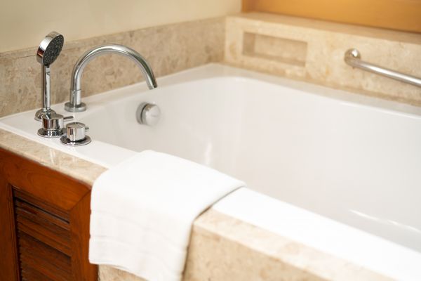 Cost of Tub Faucet Repair in Lebanon
