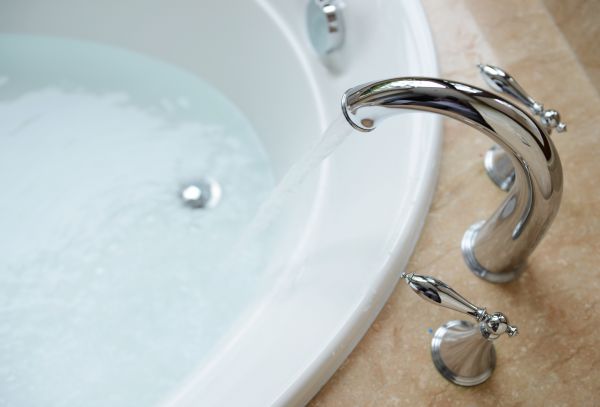 Cost of Tub Faucet Replacement in Lebanon